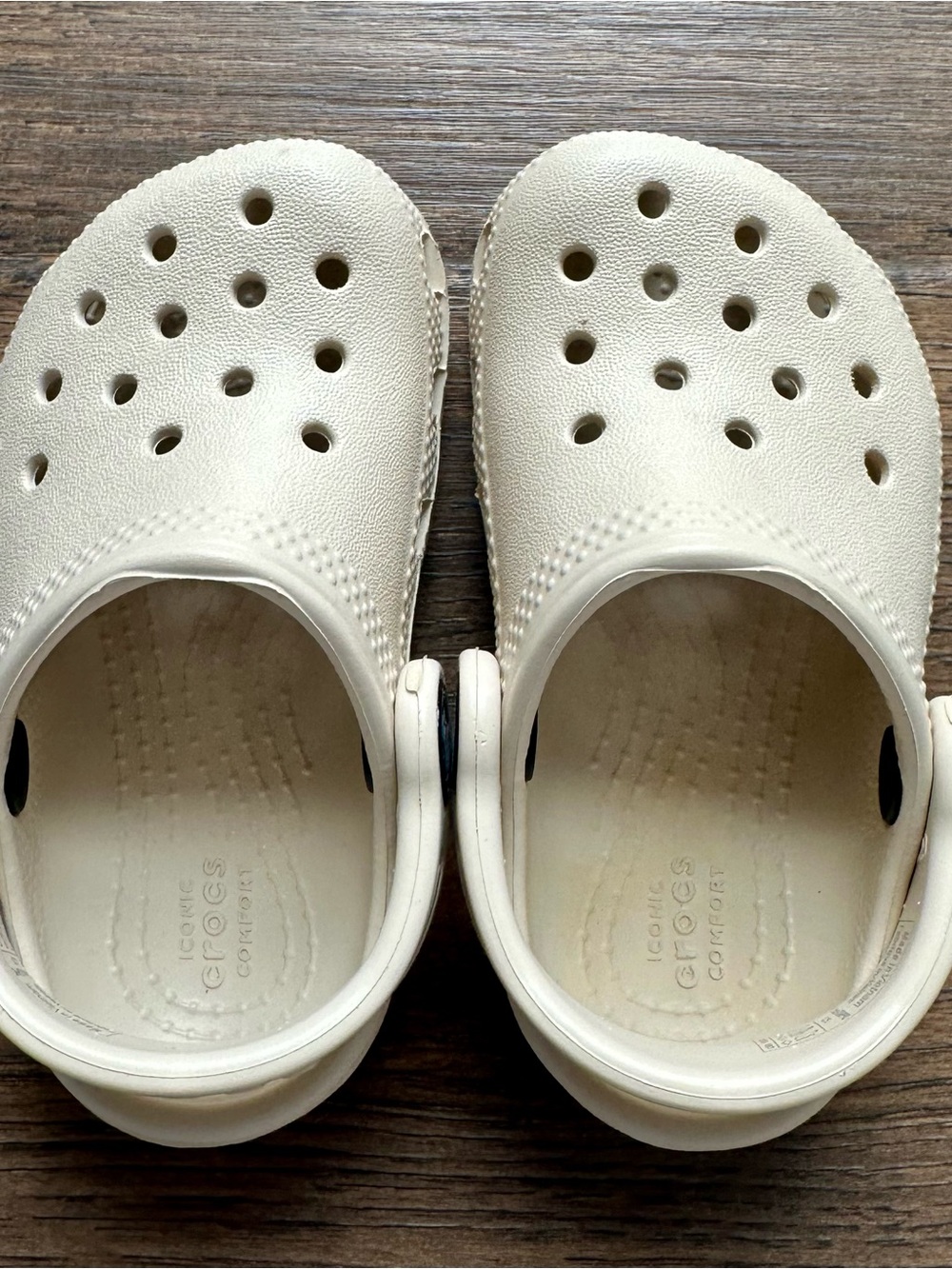 CROCS Kids Cream Classic Clog - Lightweight Comfort